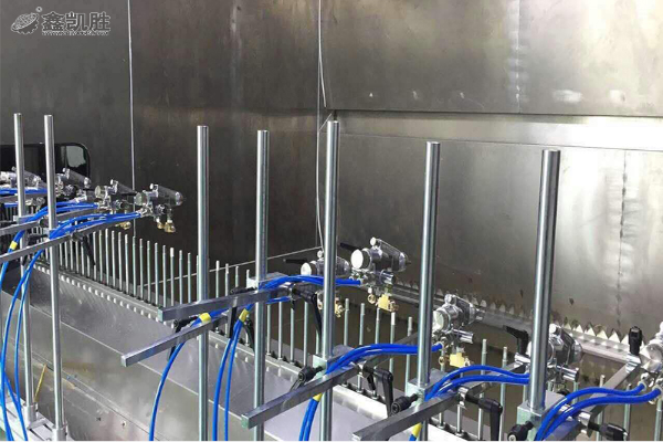 噴塑設備鑫凱勝幫您解答影響噴涂加工質量的3大因素！